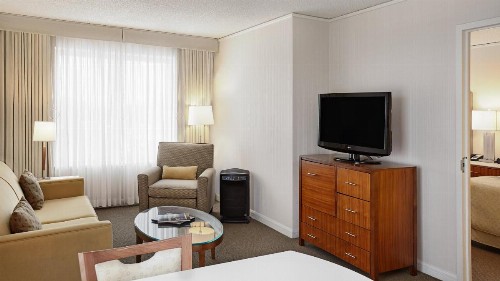 InterContinental Suites Hotel Cleveland an IHG Hotel - image 15