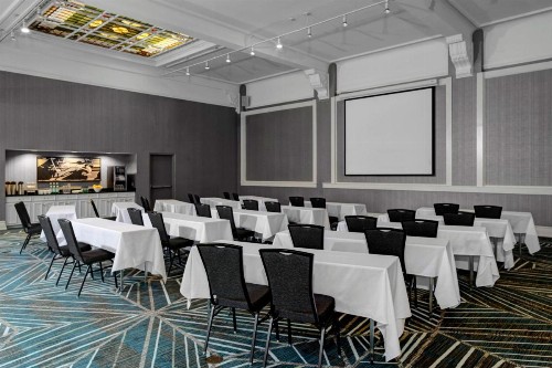 Residence Inn by Marriott Cleveland Downtown - image 19