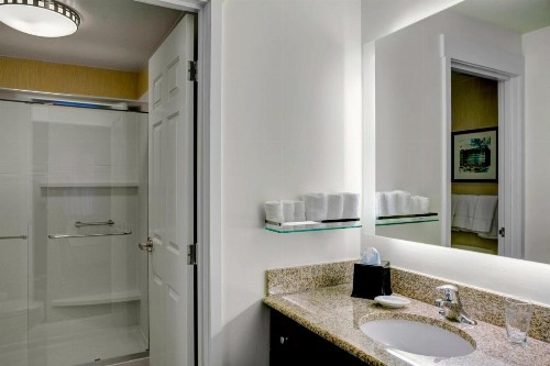 Residence Inn by Marriott Cleveland Downtown - image 21