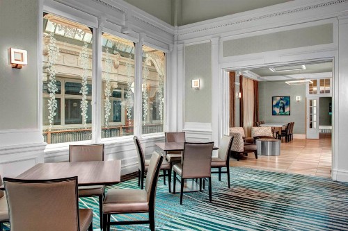 Residence Inn by Marriott Cleveland Downtown - image 4