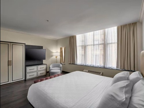 Hotel Indigo Cleveland Downtown an IHG Hotel - image 7