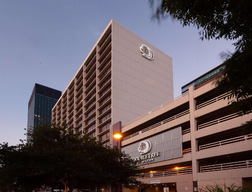 DoubleTree by Hilton Cleveland/Downtown Lakeside - image 29