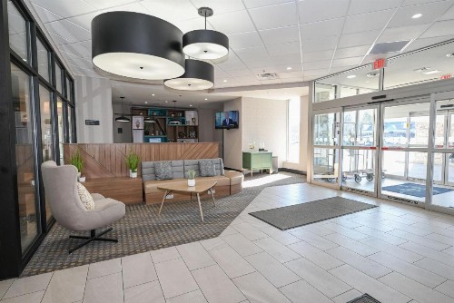 Holiday Inn Cleveland-Mayfield an IHG Hotel - image 16