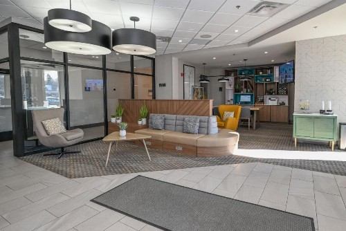 Holiday Inn Cleveland-Mayfield an IHG Hotel - image 17
