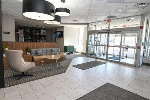 Holiday Inn Cleveland-Mayfield an IHG Hotel - image 19