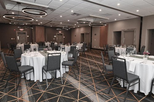 Holiday Inn Cleveland-Mayfield an IHG Hotel - image 28