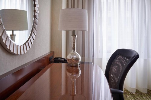 Cleveland Marriott Downtown at Key Tower - image 49