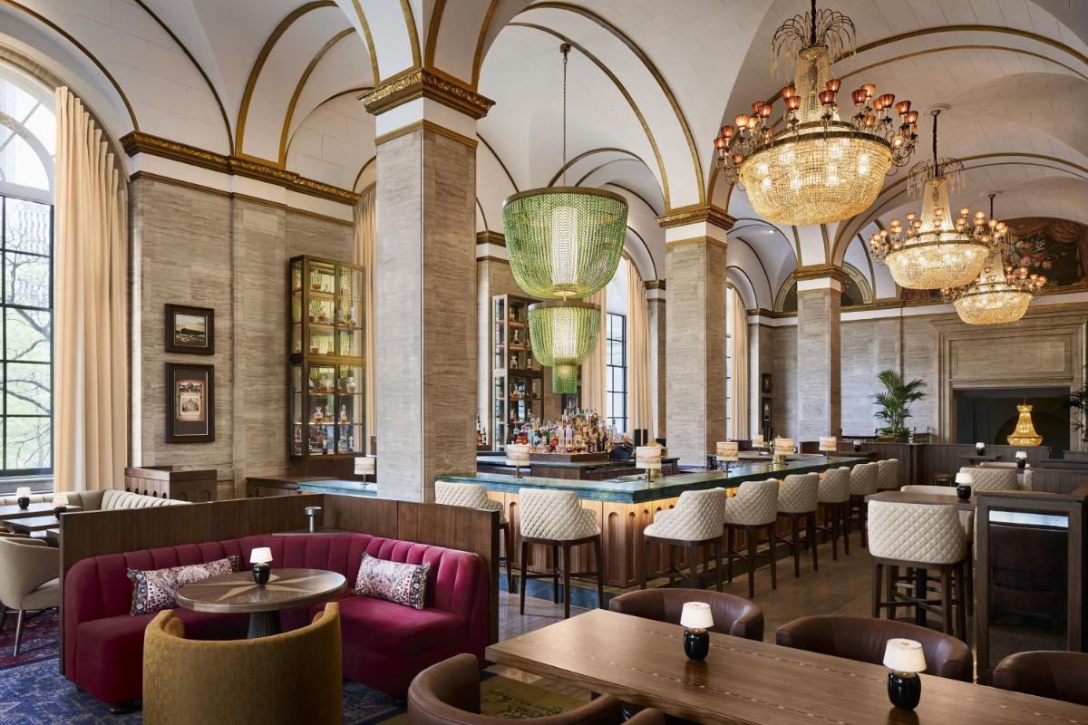 Renaissance Cleveland Hotel - main image