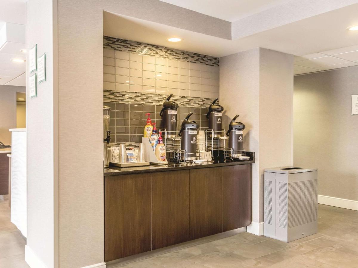 La Quinta by Wyndham Cleveland - Airport North - image 6