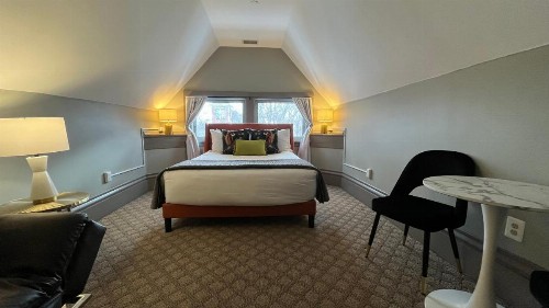 Stone Gables Inn - image 12