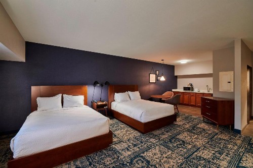 Four Points by Sheraton Cleveland-Eastlake - image 22