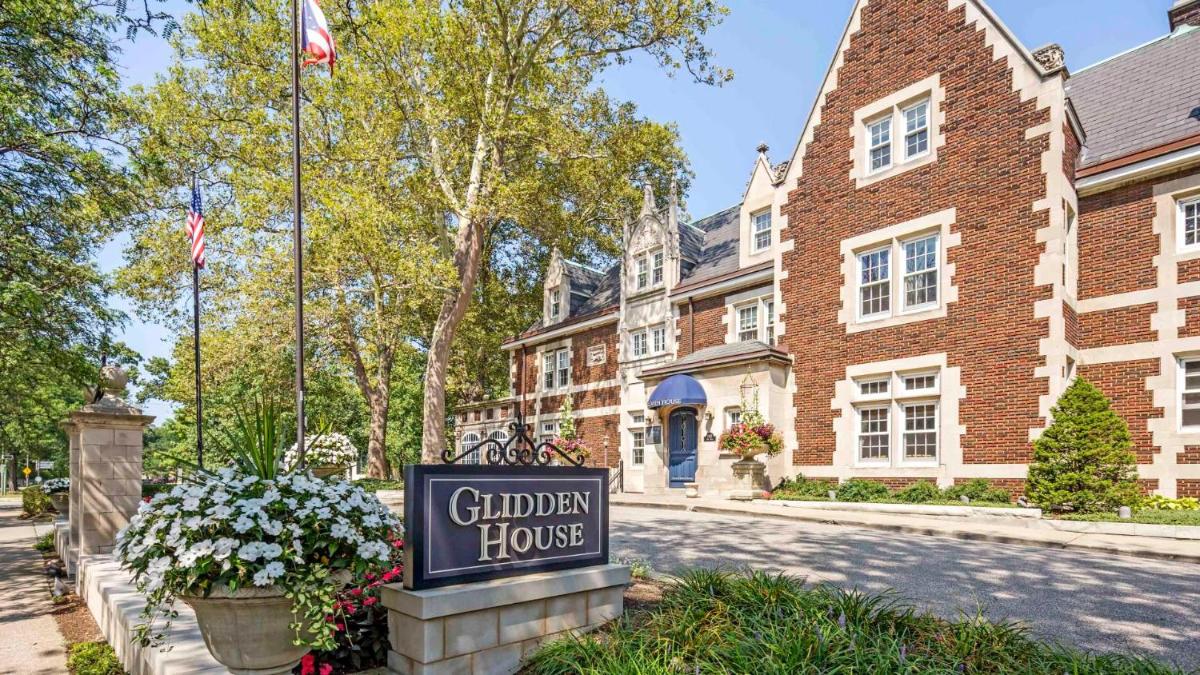 The Glidden House - main image