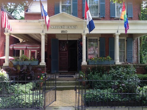 Clifford House Private Home B&B - image 10