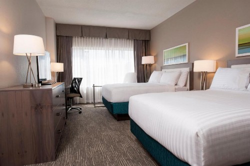 Holiday Inn Cleveland Clinic an IHG Hotel - image 35