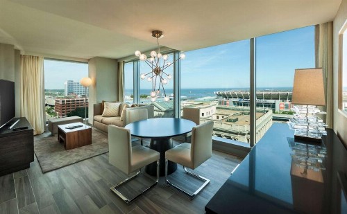 Hilton Cleveland Downtown - image 25