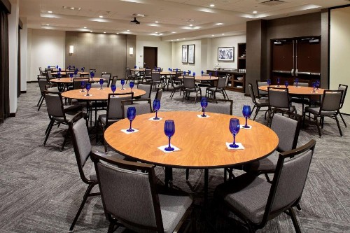 Hyatt Place Cleveland/Lyndhurst/Legacy Village - image 20
