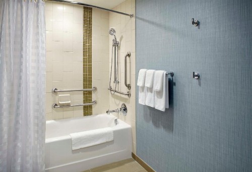 Hyatt Place Cleveland/Lyndhurst/Legacy Village - image 50