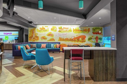 Tru By Hilton Cleveland Midtown - image 9