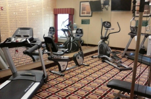 La Quinta Inn And Suites by Wyndham Cleveland TX