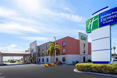 Holiday Inn Express Hotel & Suites Clewiston an IHG Hotel - image 23