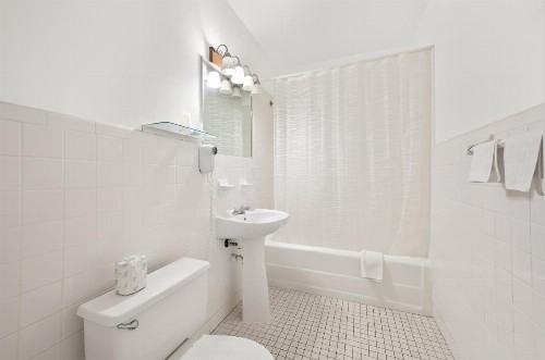 Americas Best Value Inn Historic Clewiston Inn - image 2
