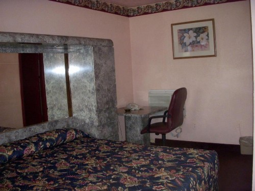 Executive Royal Inn Clewiston - image 1