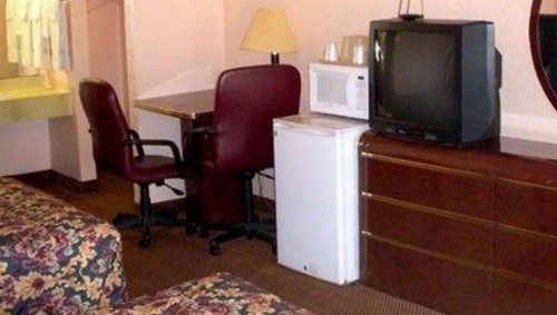 Executive Royal Inn Clewiston - image 4