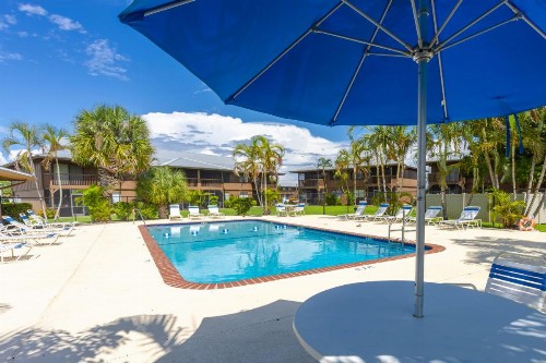 Bass & Sun Condominium 2/2 Bedroom - image 9