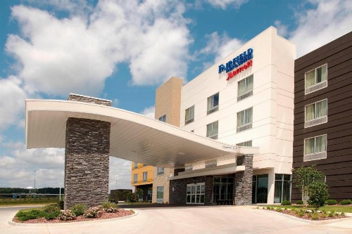 Fairfield Inn & Suites by Marriott Jackson Clinton - image 2