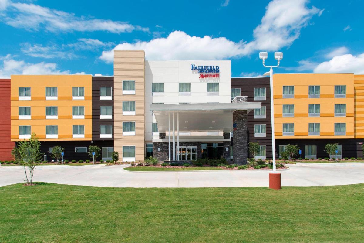 Fairfield Inn & Suites by Marriott Jackson Clinton - image 3