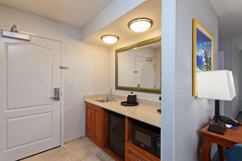 Hampton Inn & Suites Clovis - Airport North - image 33