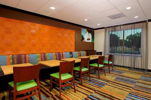 Fairfield Inn & Suites Fresno Clovis - image 11