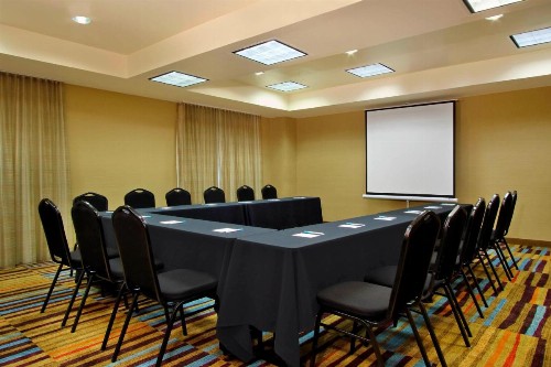 Fairfield Inn & Suites Fresno Clovis - image 16