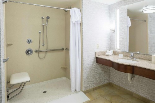 Homewood Suites by Hilton Fresno Airport/Clovis - image 21