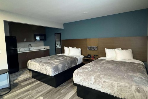 Travel Stay - Coalinga - image 18
