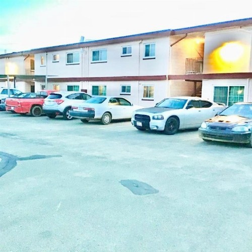 Royal Lodge - image 13