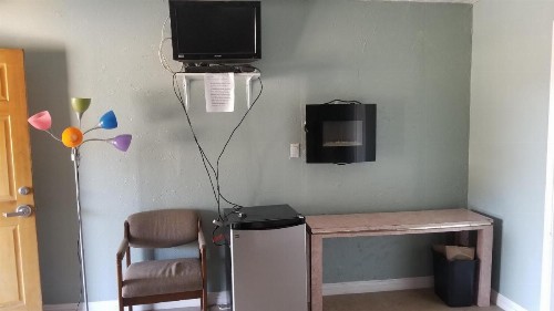Black Hawk Lodge - image 7