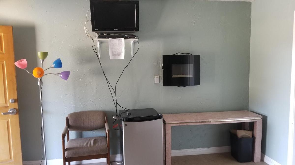 Black Hawk Lodge - image 7