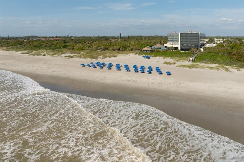 Hilton Cocoa Beach Oceanfront - image 1