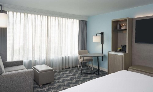Hilton Cocoa Beach Oceanfront - image 29