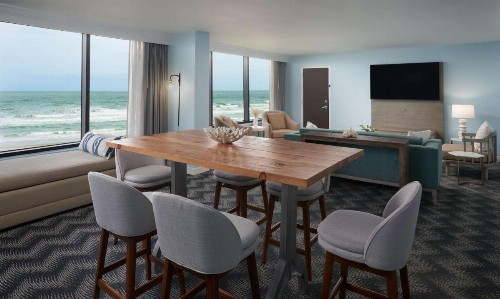 Hilton Cocoa Beach Oceanfront - image 32