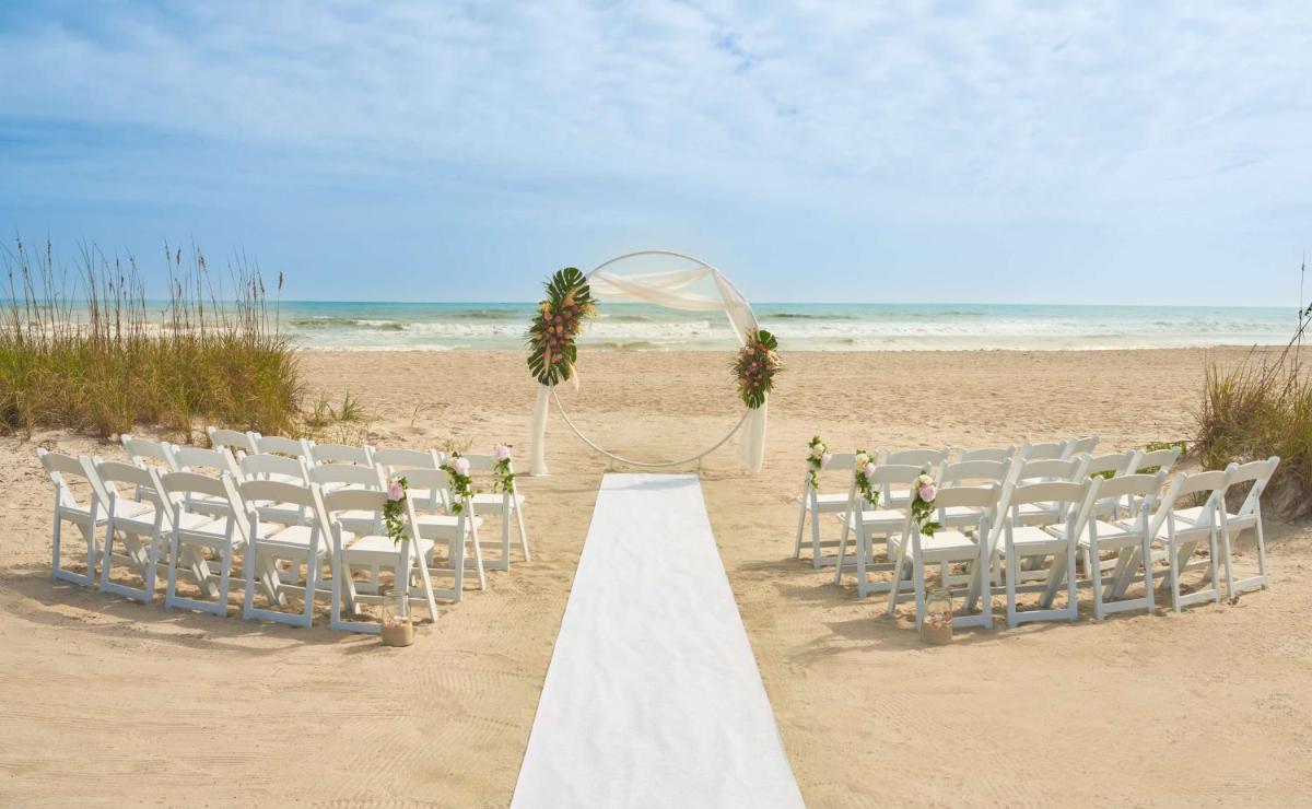 Hilton Cocoa Beach Oceanfront - image 4