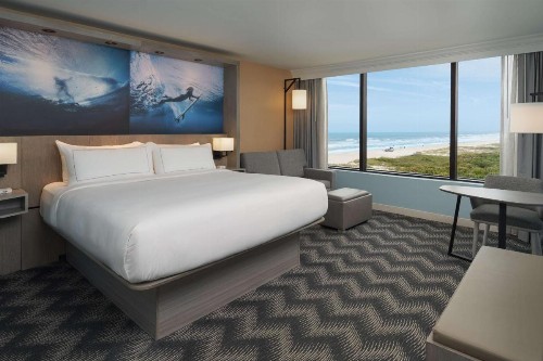 Hilton Cocoa Beach Oceanfront - image 38