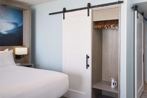 Hilton Cocoa Beach Oceanfront - image 40