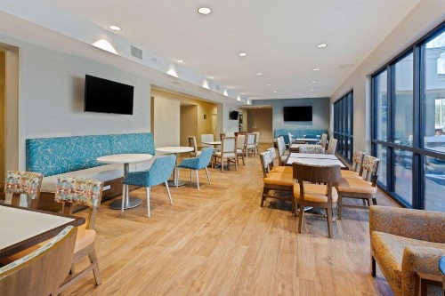 Hampton Inn Cocoa Beach - image 40