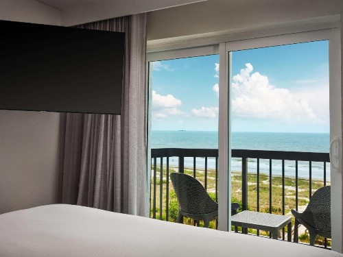 DoubleTree by Hilton Hotel Cocoa Beach Oceanfront - image 24