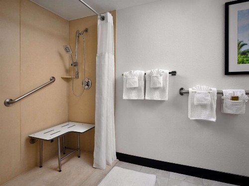 DoubleTree by Hilton Hotel Cocoa Beach Oceanfront - image 27