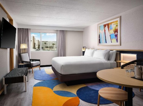 DoubleTree by Hilton Hotel Cocoa Beach Oceanfront - image 29
