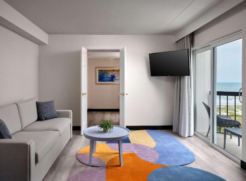 DoubleTree by Hilton Hotel Cocoa Beach Oceanfront - image 38