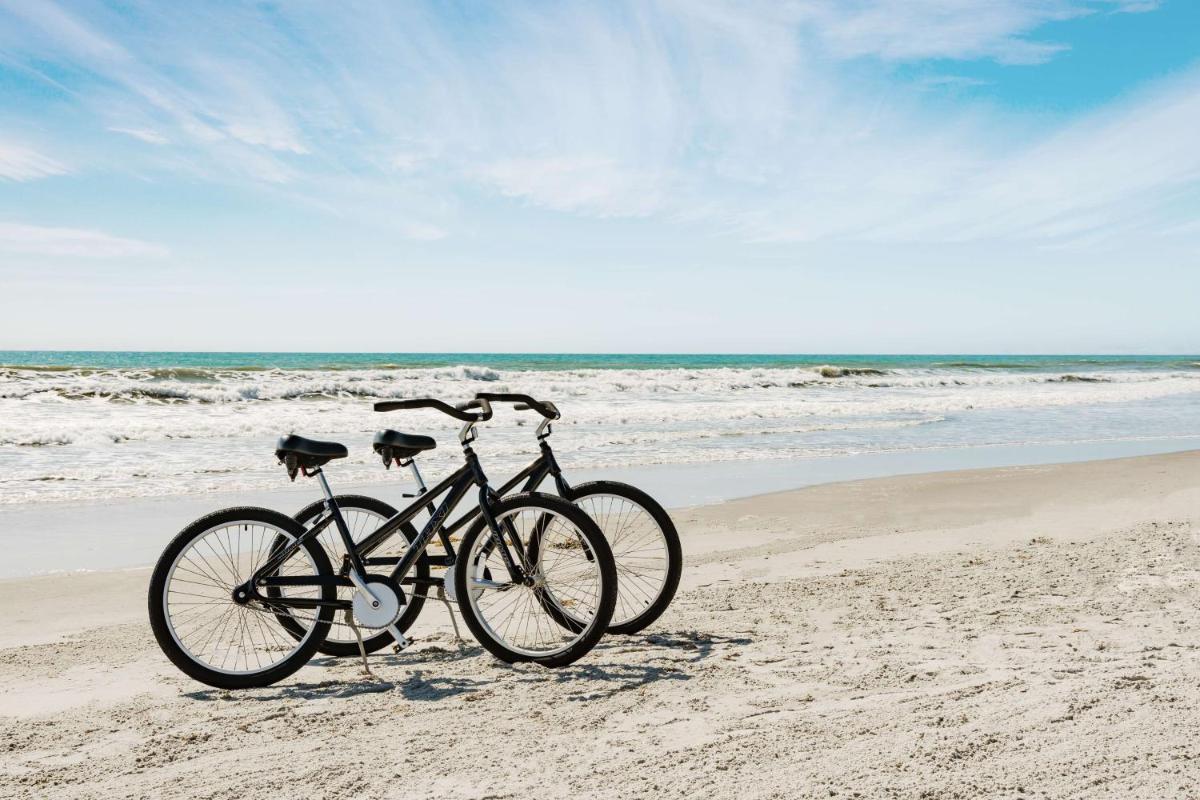 DoubleTree by Hilton Hotel Cocoa Beach Oceanfront - image 4